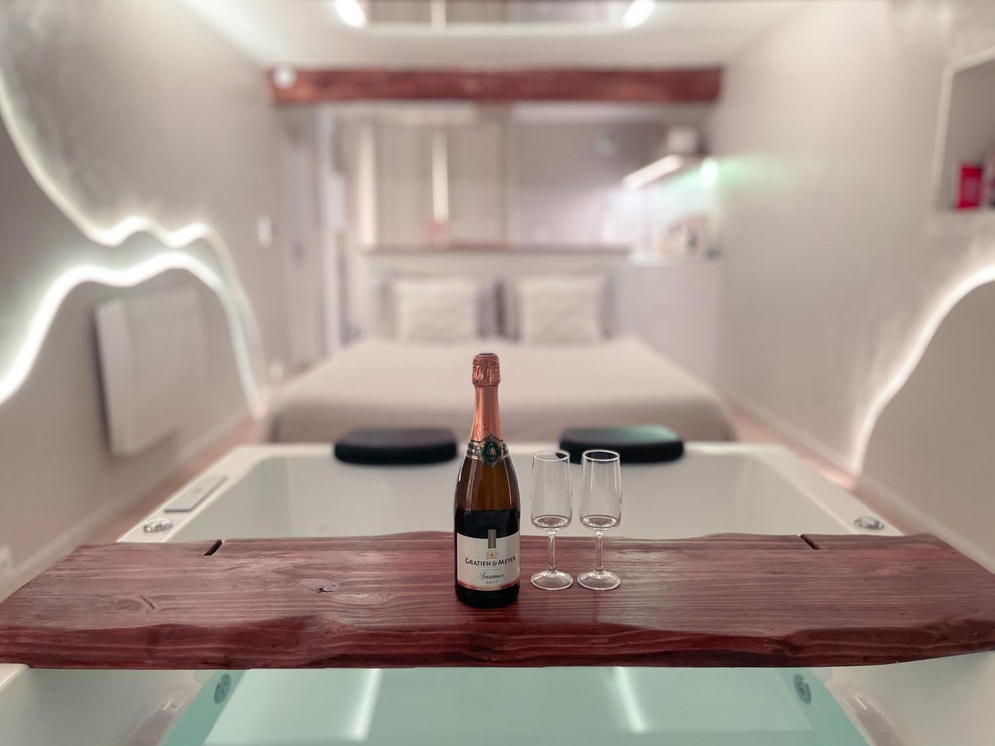 A La Folie - Loft & Spa Montrevault Ngoại thất bức ảnh